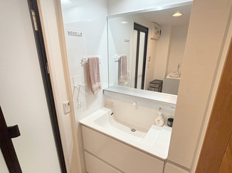 洗面リフォーム 収納と使いやすさを両立した洗面化粧台