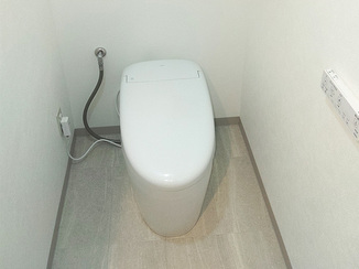 トイレリフォーム お手入れしやすさを叶えたタンクレストイレ