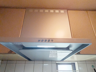 小工事 コスパとお手入れのしやすさを両立したレンジフード